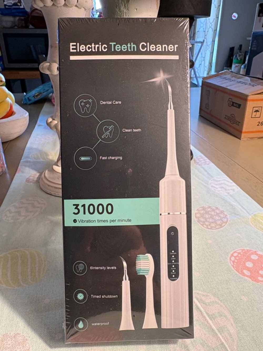 White Electric Teeth Cleaner Oral Care Device - Precision Dental Cleaner